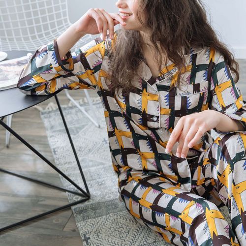 Pyjama pour femme LAPIN SIX LAPINS en Soie de glace à manches longues - Ref 2991241