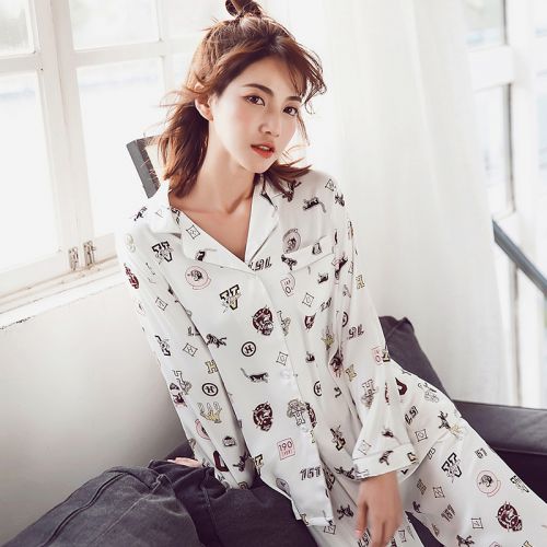 Pyjama pour femme VICTORIA S MODELE LA DE en Soie de glace à manches longues - Ref 2992489