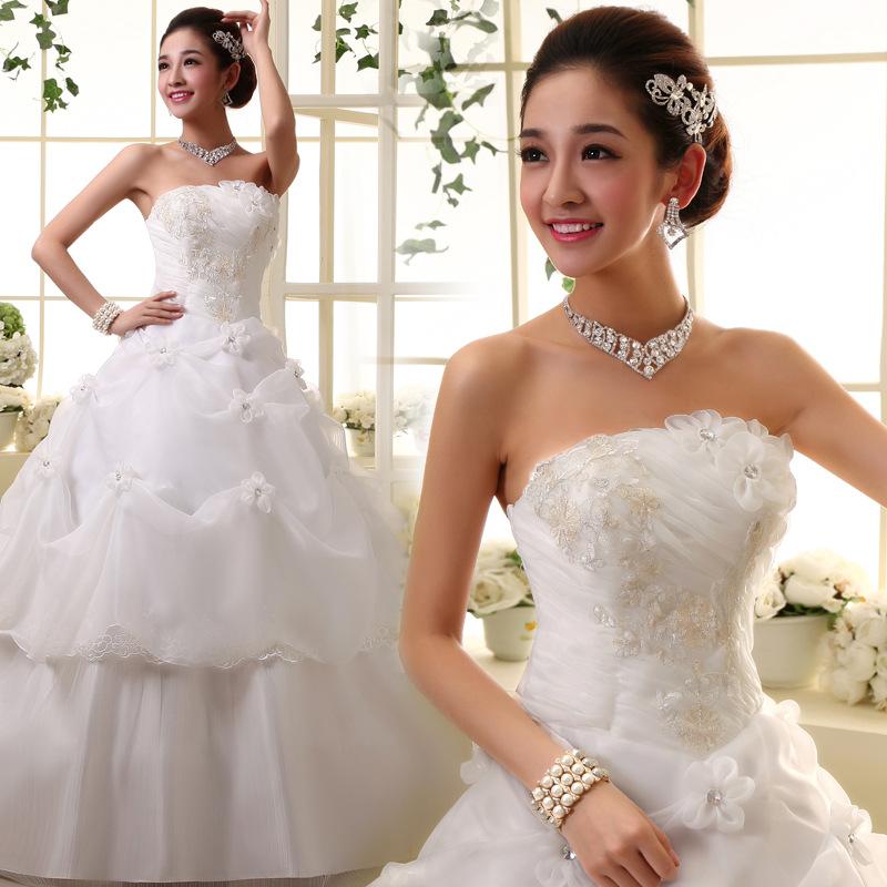 Robe de mariée en satin - Ref 3308087