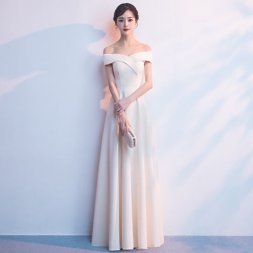 Robe de soirée conventionnel - Ref 3210371