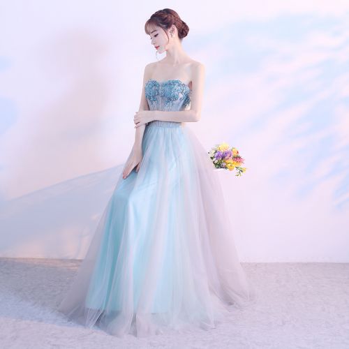 Robe du soir conventionnel - Ref 3211462