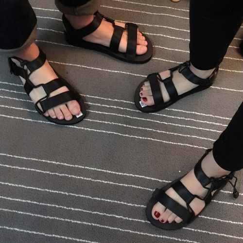 Sandales jeunesse, 18-40 ans, IAROTA tendance des jeunes - Ref 932631