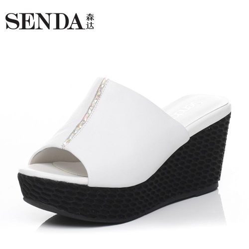 Sandales femme SENDA en Une variete de materiaux epissage - semelle caoutchouc Ref 2666264
