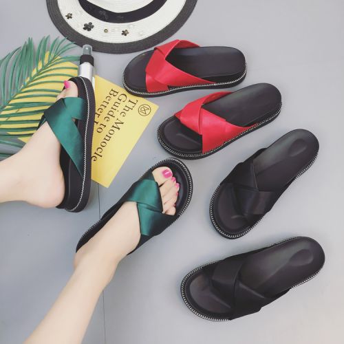 Sandales femme en satin - semelle caoutchouc Ref 2666526