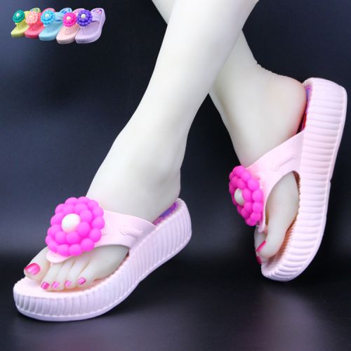 Sandales femme en plastique - semelle mousse de caoutchouc Ref 2666555