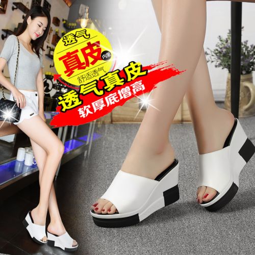 Sandales femme en revetement cuir de vache fendu - semelle polyurethane Ref 2666606