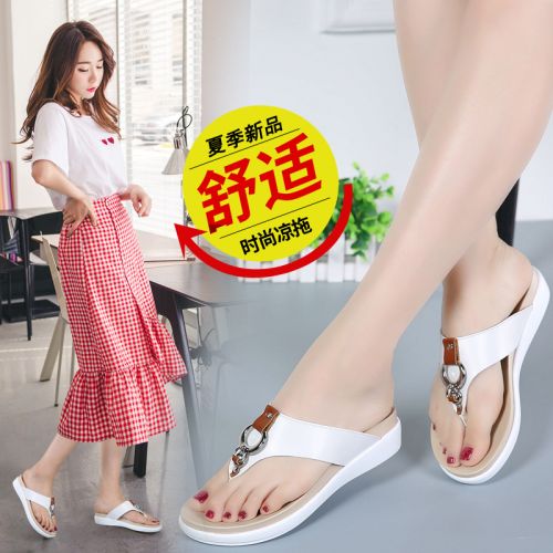 Sandales femme en revetement cuir de vache fendu - semelle polyurethane Ref 2666718