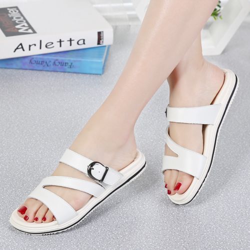 Sandales femme en revetement cuir de vache fendu - semelle caoutchouc Ref 2666782