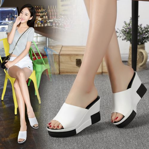 Sandales femme en revetement cuir de vache fendu - semelle polyurethane Ref 2666943