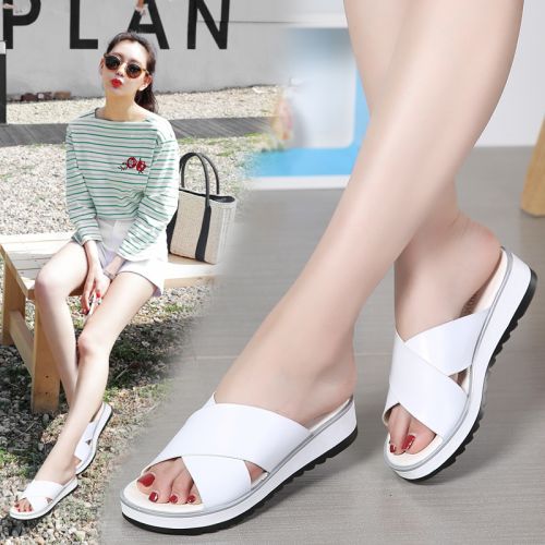 Sandales femme en revetement cuir de vache fendu - semelle polyurethane Ref 2667241