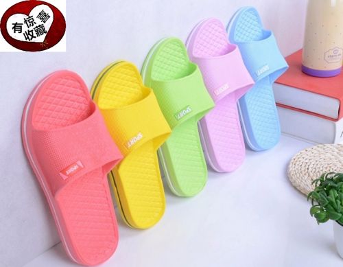 Sandales femme en plastique - semelle mousse Ref 2667439