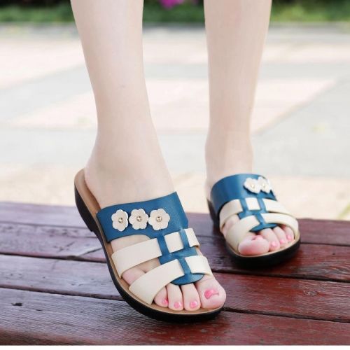 Sandales femme en revetement cuir de vache fendu - semelle polyurethane Ref 2667562