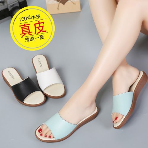 Sandales femme en revetement cuir de vache fendu - semelle TPR tendon Ref 2667572