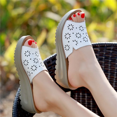 Sandales femme DENCERPH en revetement cuir de vache fendu - semelle polyurethane Ref 2667612