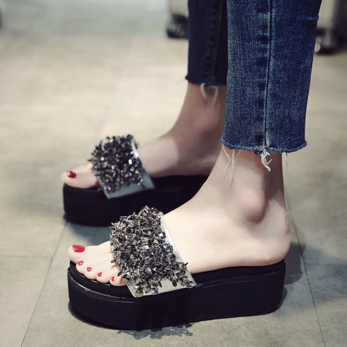 Sandales femme en La premiere couche de peau porc - semelle polyurethane Ref 2667833