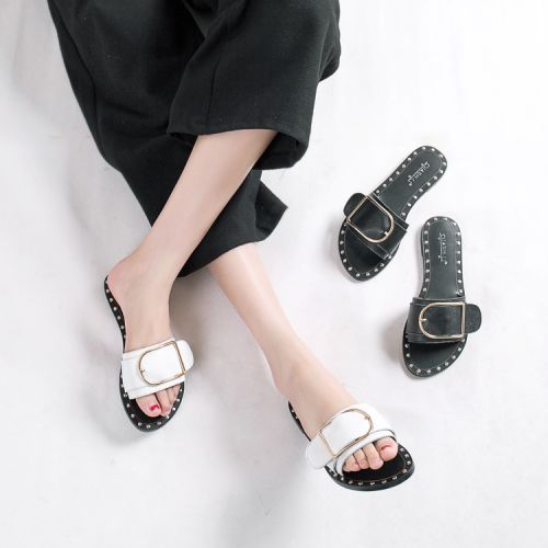 Sandales femme CHARM LI en couche de cuir premiere - semelle caoutchouc Ref 2668141