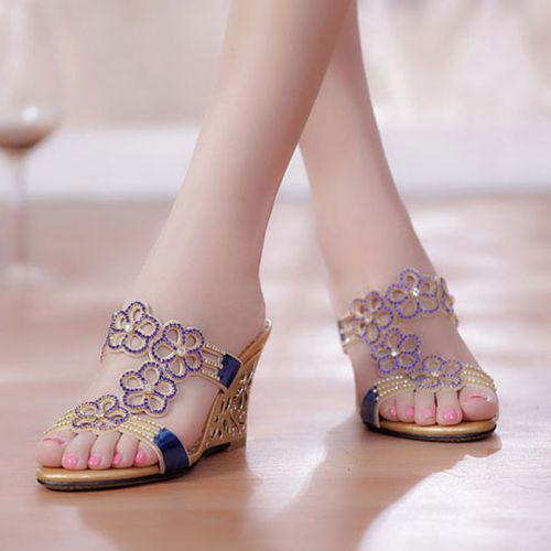 Sandales femme en peau de mouton En plus des moutons Daim daim - semelle caoutchouc Ref 2668162