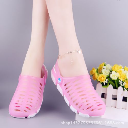 Sandales femme en plastique - semelle caoutchouc Ref 2668259