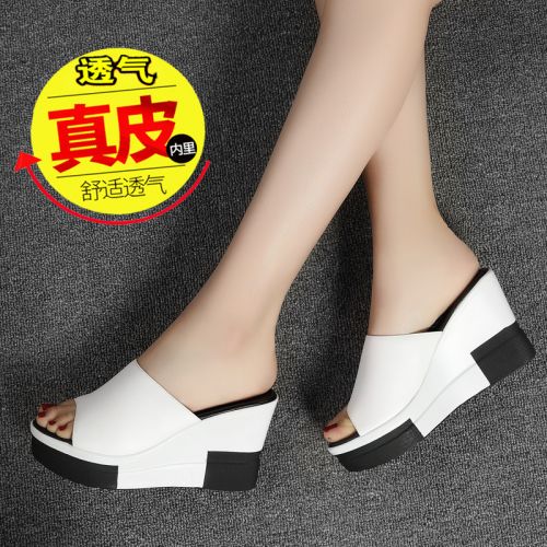 Sandales femme en revetement cuir de vache fendu - semelle polyurethane Ref 2668881