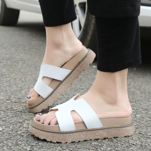 Sandales femme en couche de cuir premiere - semelle caoutchouc Ref 2668922