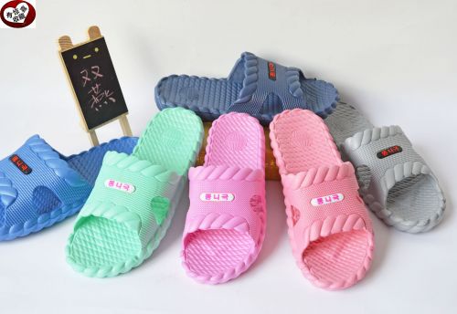 Sandales femme en plastique - semelle mousse Ref 2669381