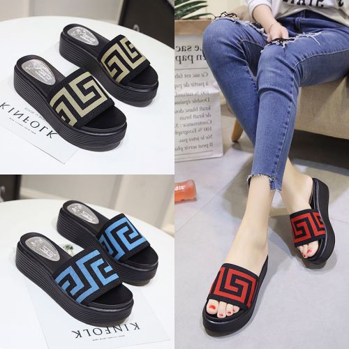 Sandales femme FURREZIO en PU - semelle caoutchouc Ref 2672677