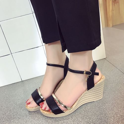 Sandales femme FURREZIO en PU - semelle caoutchouc Ref 2672841