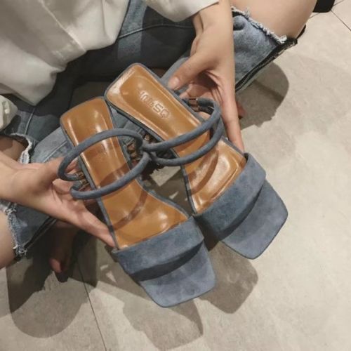 Sandales femme CRRCRRCRR en Daim - semelle caoutchouc Ref 2672919