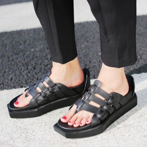 Sandales femme SUPER ELEPHANT en couche de cuir premiere - semelle caoutchouc Ref 2673435