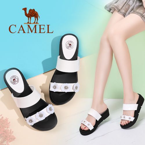 Sandales femme CAMEL en couche de cuir premiere - semelle plastique Ref 2673578