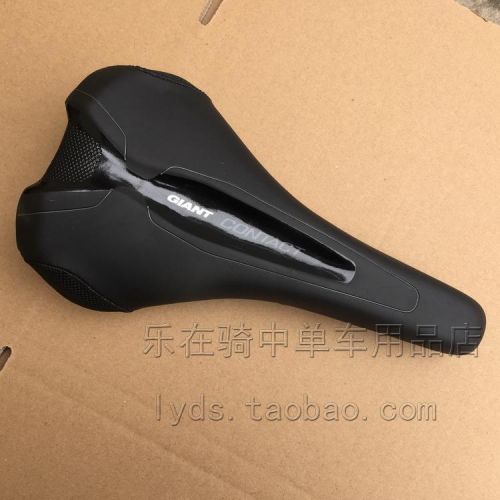 Selle de vélo GIANT - Ref 2359765