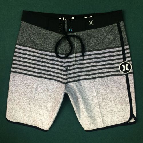 Short de plage - maillot bain homme Ref 2555747