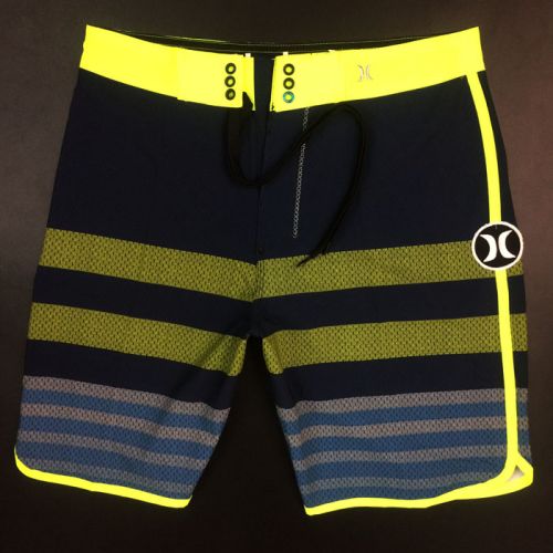 Short de plage - maillot bain homme Ref 2556632