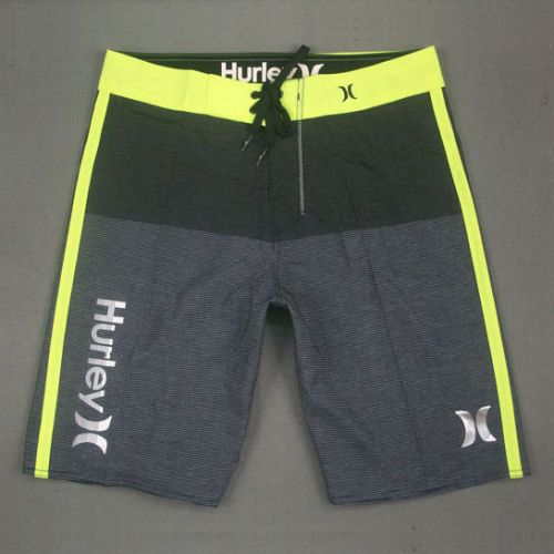 Short de plage - maillot bain homme Ref 2558396