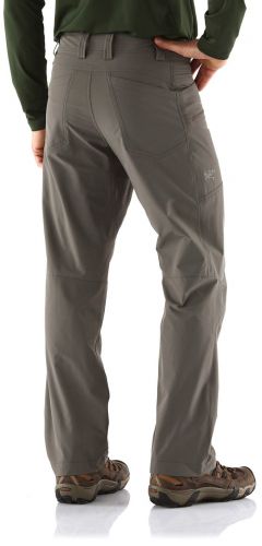 Short sport homme AEMBOTIONEN - Ref 547397