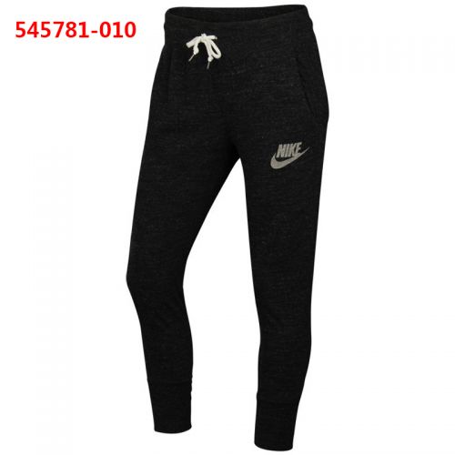  Short sport femme NIKE - Ref 552060