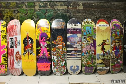 Skate DEATHWISH - Ref 2599033