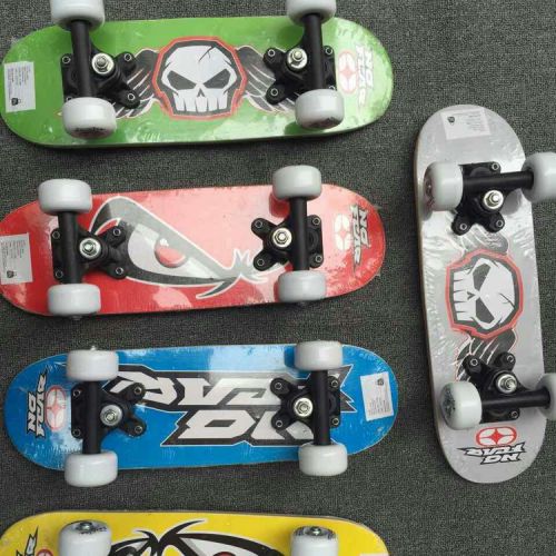 Skateboard pour homme femme - Ref 2593192