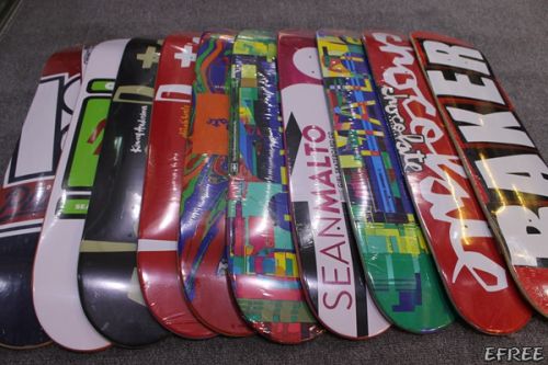 Skateboard GIRL - Ref 2595667