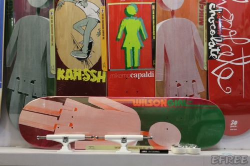 Skateboard GIRL - Ref 2600433