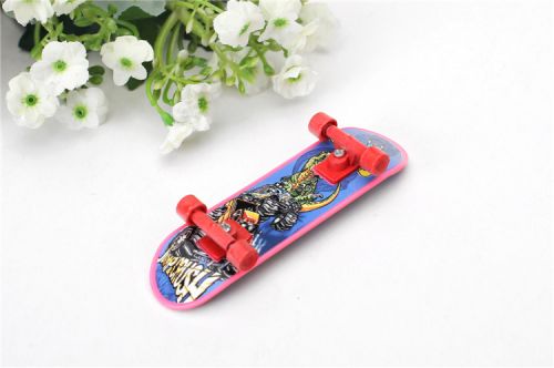 Skateboard pour enfant femme homme - Ref 2601907