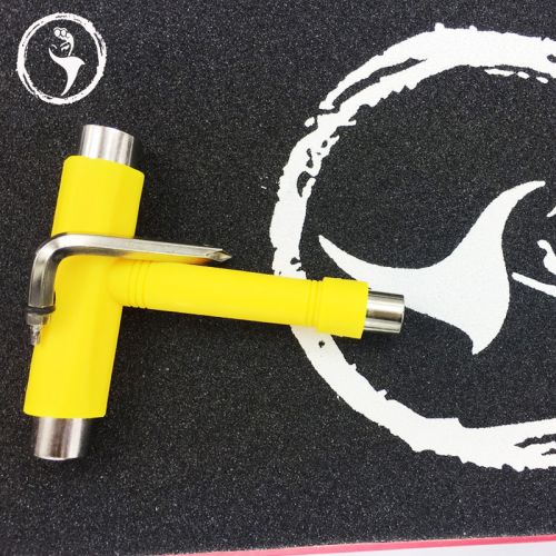 Skateboard pour homme femme enfant - Ref 2602011