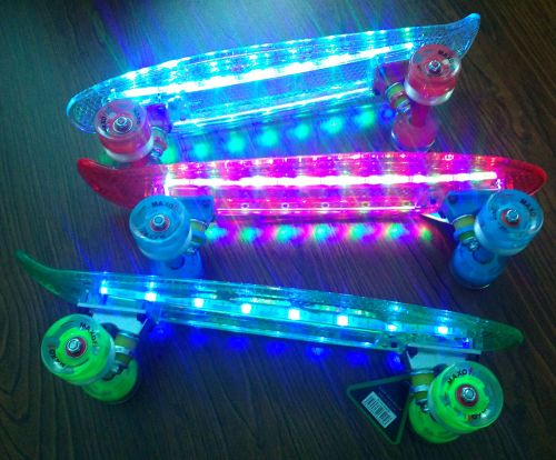 Skateboard pour homme femme enfant - Ref 2602129