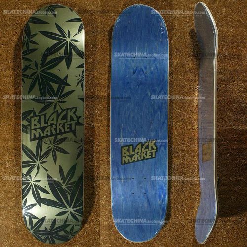 Skateboard pour homme femme enfant BLACKMARKET - Ref 2606397