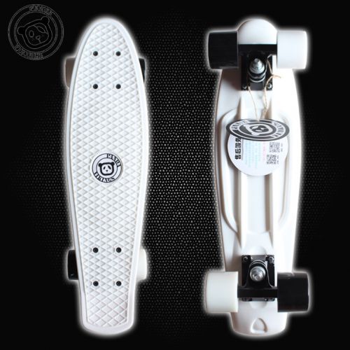 Skateboard pour homme femme enfant - Ref 2606575