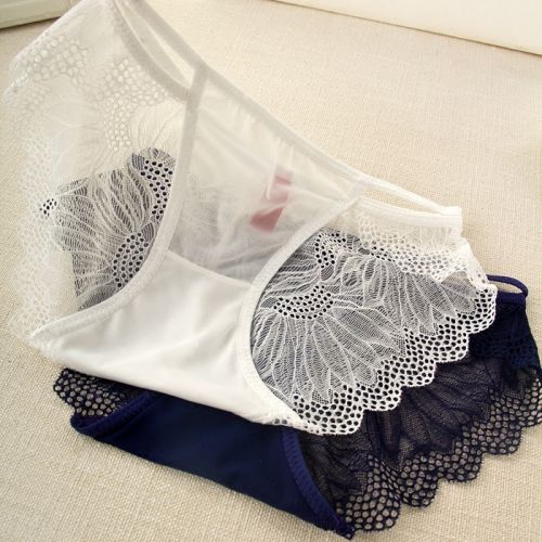 Slip jeunesse sexy en nylon - Ref 639402