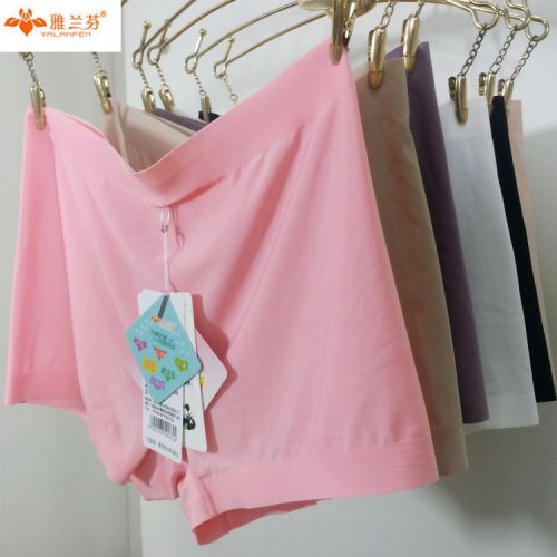 Slip en nylon - Ref 643105