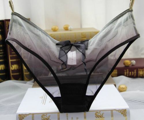 Slip jeunesse sexy en nylon - Ref 643858