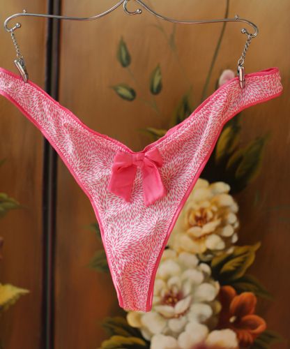 Slip jeunesse sexy en nylon - Ref 650885