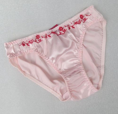 Slip sexy en soie - Ref 662970